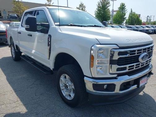 OXFORD WHITE 2025 Ford F-250 XLT