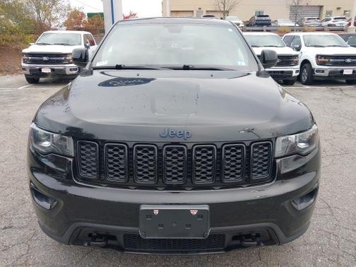 2019 Jeep Grand Cherokee LAREDO