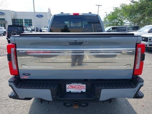 2024 Ford F-350 PLATINUM