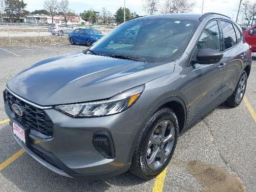 CARBONIZED GRAY METALLIC 2025 Ford Escape ST-LINE