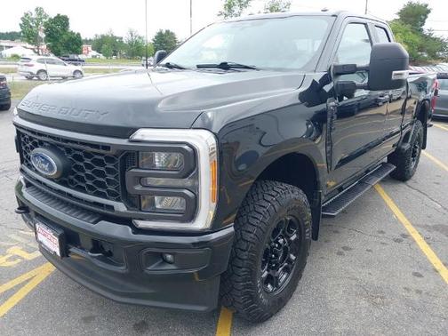 AGATE BLACK 2023 Ford F-350 XL