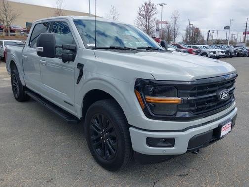 AVALANCHE 2024 Ford F-150 XLT