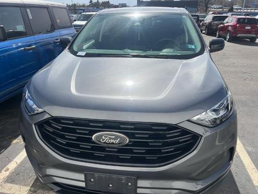 CARBONIZED GRAY 2024 Ford Edge SE