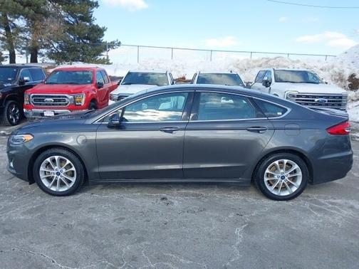 2019 Ford Fusion Energi TITANIUM