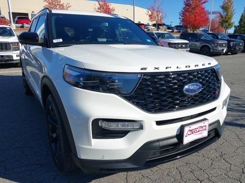 2023 Ford Explorer ST