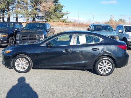 2018 Mazda Mazda3 SPORT