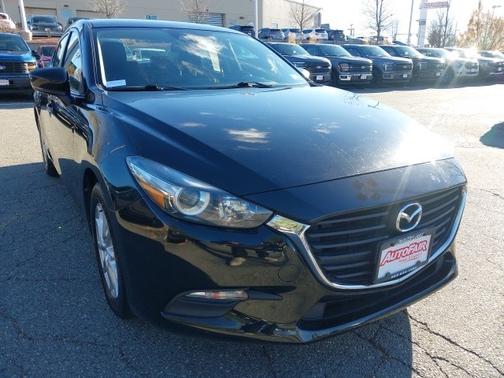 2018 Mazda Mazda3 SPORT