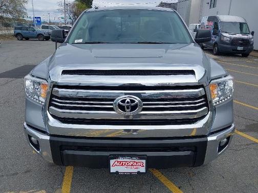 Silver Sky Metallic 2017 Toyota Tundra SR5