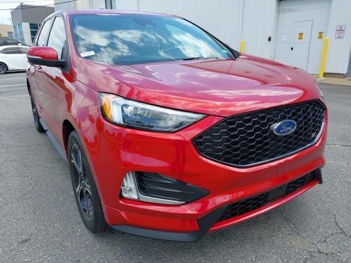 2024 Ford Edge ST