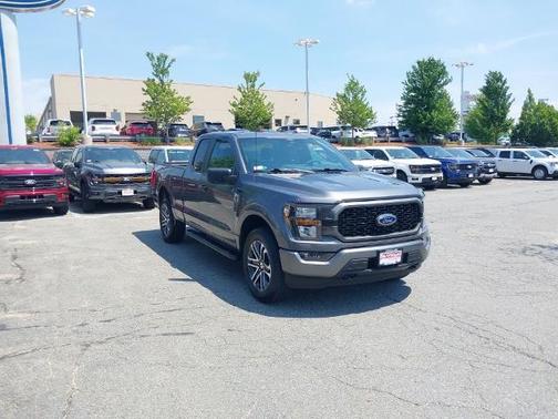 CARBONIZED GRAY METALLIC 2023 Ford F-150 XL