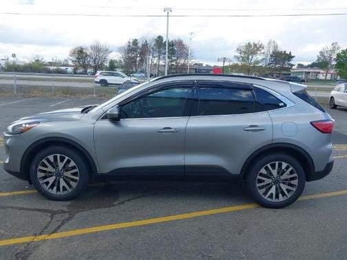 ICONIC SILVER 2021 Ford Escape TITANIUM