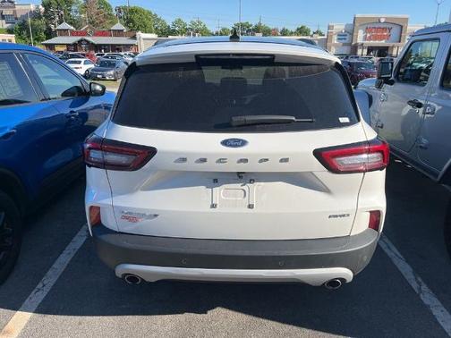 STAR WHITE METALLIC TRI-COA 2023 Ford Escape ACTIVE