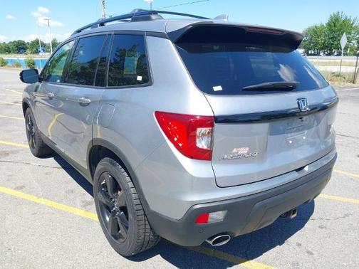 Crystal Black Pearl 2020 Honda Passport ELITE