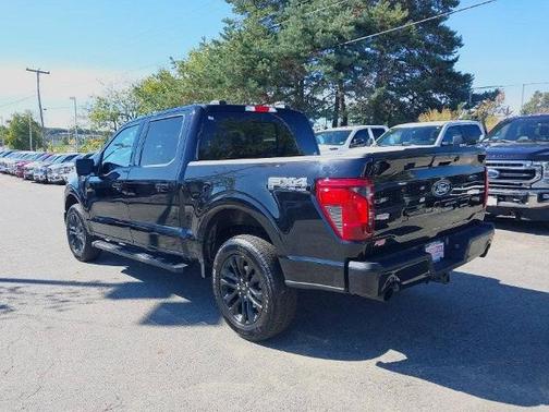 AGATE BLACK METALLIC 2024 Ford F-150 XLT