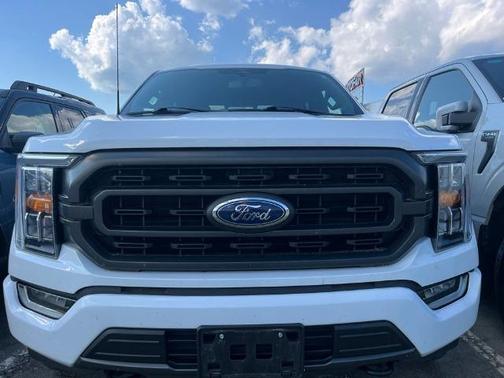 OXFORD WHITE 2023 Ford F-150 XLT