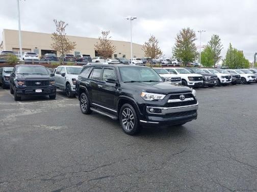 Midnight Black Metallic 2017 Toyota 4Runner LIMITED