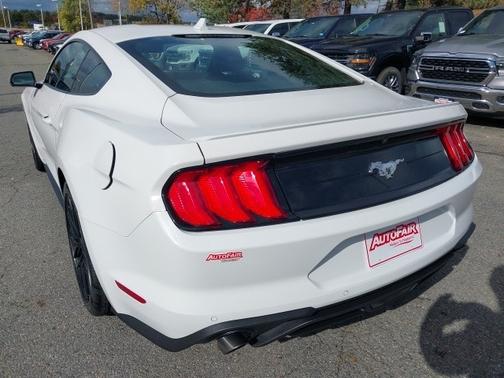 2020 Ford Mustang ECOBOOST PREMIUM