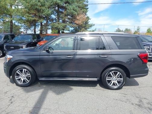 2022 Ford Expedition LIMITED