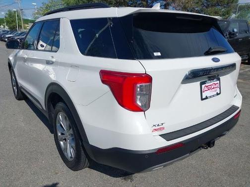 STAR WHITE MET TRI-COAT 2023 Ford Explorer XLT