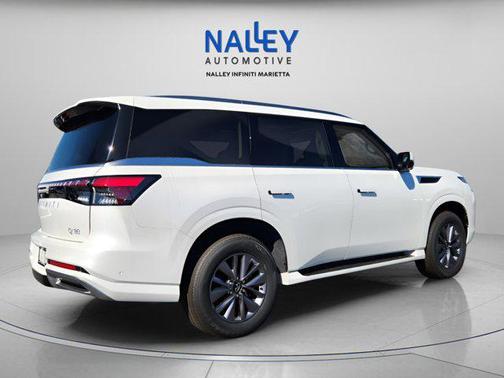 2025 INFINITI QX80 PURE