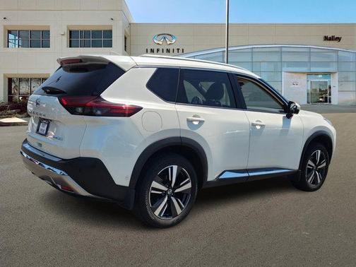 2021 Nissan Rogue Platinum