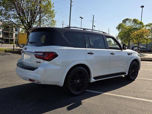 2023 INFINITI QX80 PREMIUM SELECT AWD