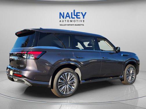 2025 INFINITI QX80 Luxe