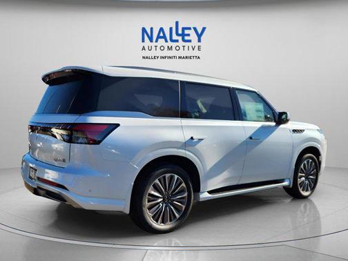 2025 INFINITI QX80 Luxe