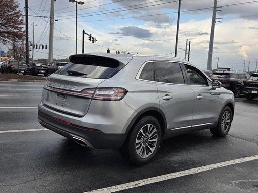 2023 Lincoln Nautilus Standard