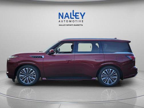 2025 INFINITI QX80 Luxe