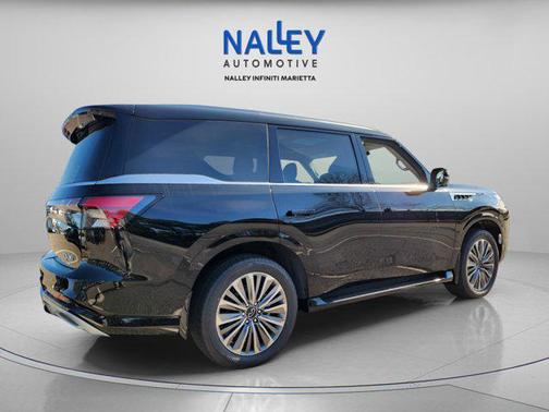 2025 INFINITI QX80 Luxe