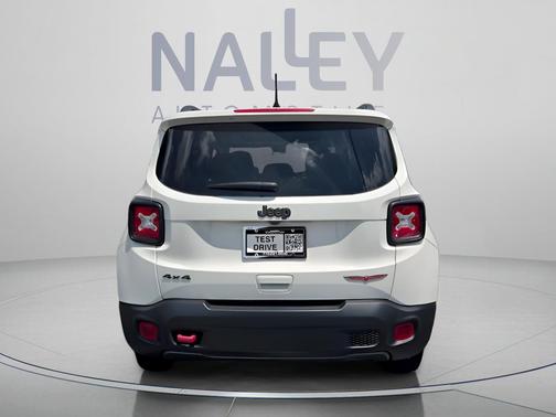 Alpine White Clearcoat 2019 Jeep Renegade Trailhawk