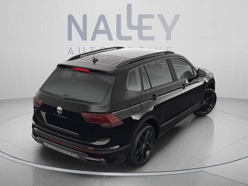 Deep Black Pearl 2022 Volkswagen Tiguan 2.0T SE R-Line Black