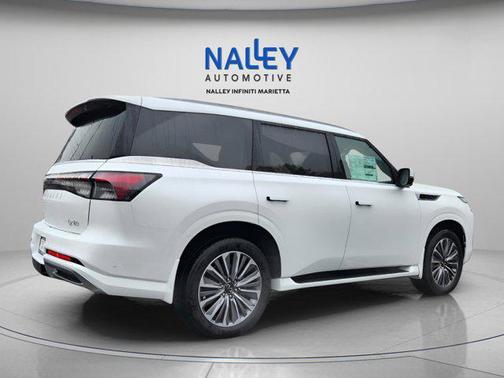 2025 INFINITI QX80 Luxe