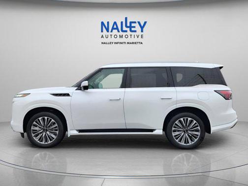 2025 INFINITI QX80 Luxe