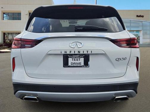 2022 INFINITI QX50 PURE