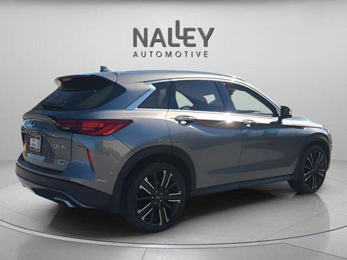 2022 INFINITI QX50 LUXE