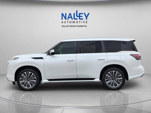 2025 INFINITI QX80 Luxe