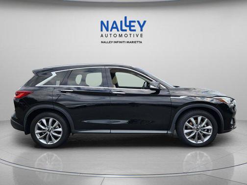 2022 INFINITI QX50 LUXE