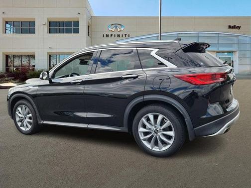 2022 INFINITI QX50 LUXE