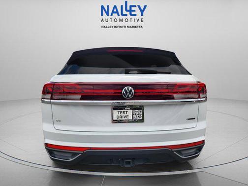 2024 Volkswagen Atlas Cross Sport 2.0T SE w/Technology 4MOTION