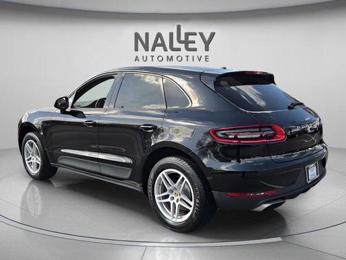 Black 2018 Porsche Macan Macan