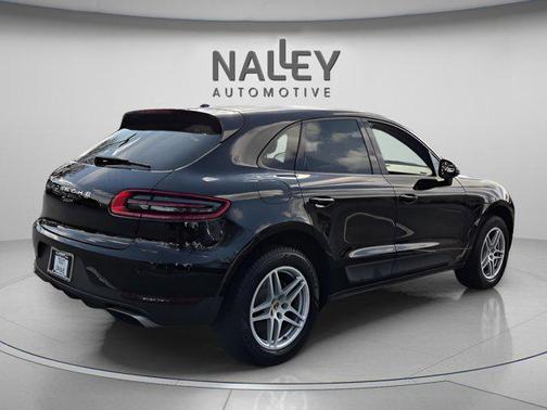 Black 2018 Porsche Macan Macan