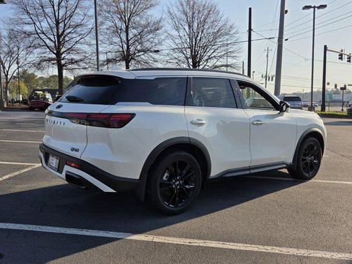 2025 INFINITI QX60 Luxe