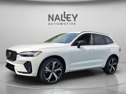 2022 Volvo XC60 Recharge Plug-In Hybrid T8 R-Design