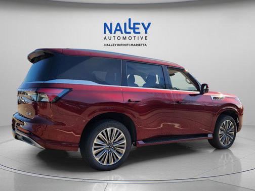 2025 INFINITI QX80 Luxe
