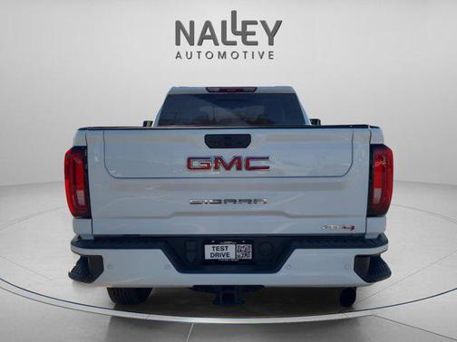 2021 GMC Sierra 2500 AT4