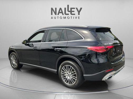 2025 Mercedes-Benz GLC 300 Base