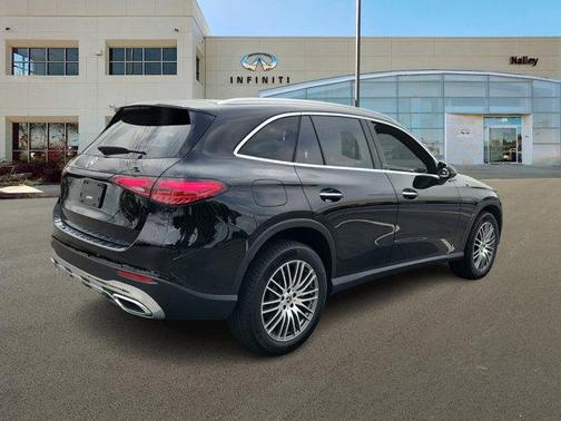 2025 Mercedes-Benz GLC 300 Base