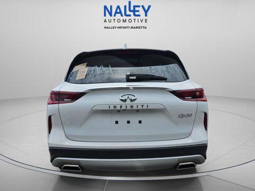 2022 INFINITI QX50 LUXE